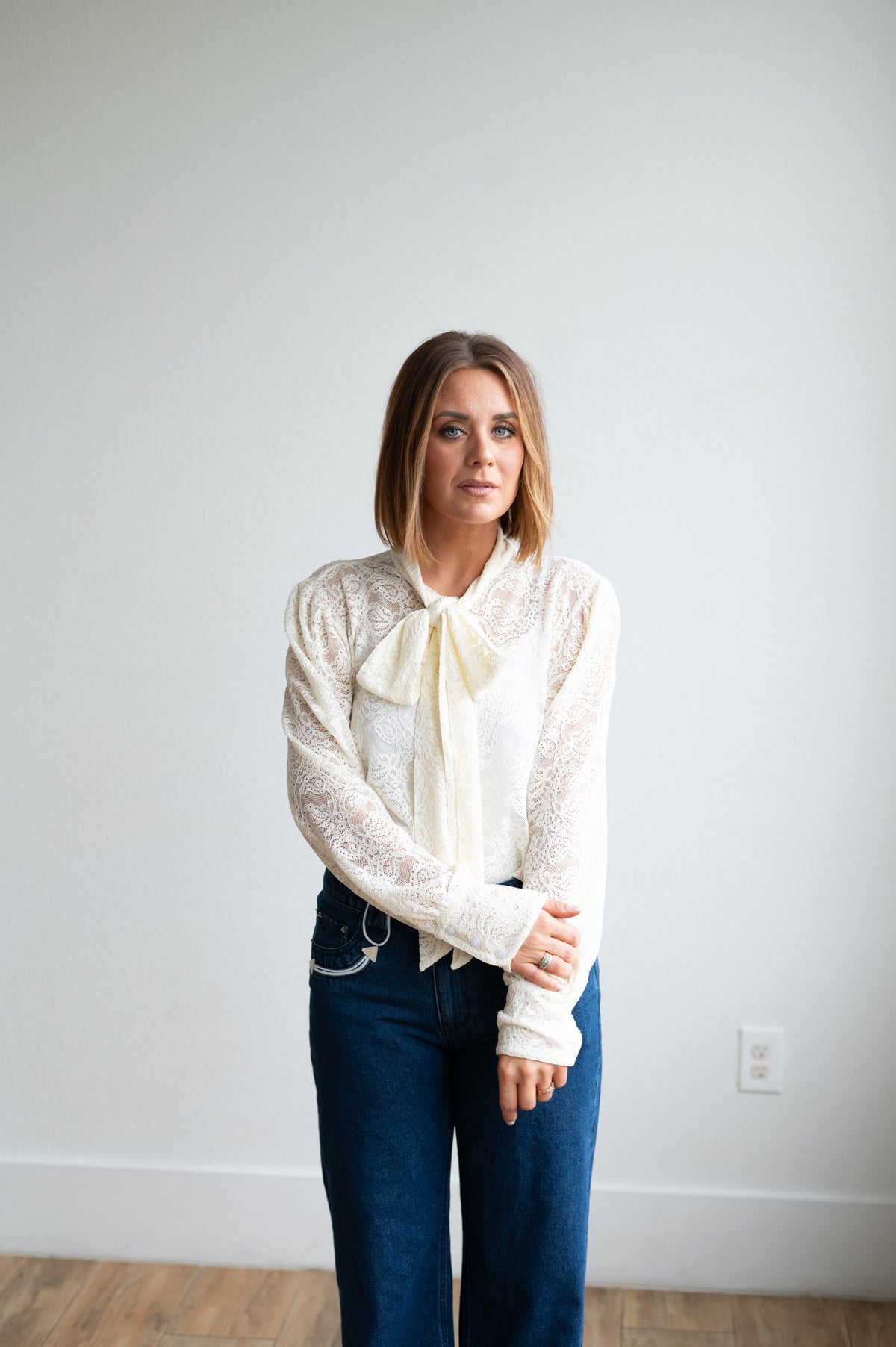 Tie Top, Lace HH2712