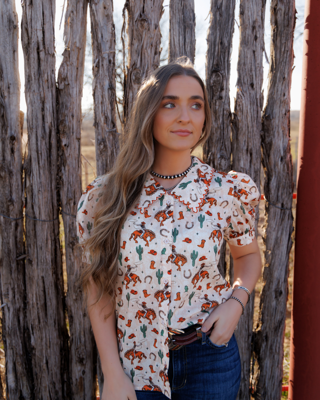 Top, Bucking Horse Peter Pan Collar HH3024