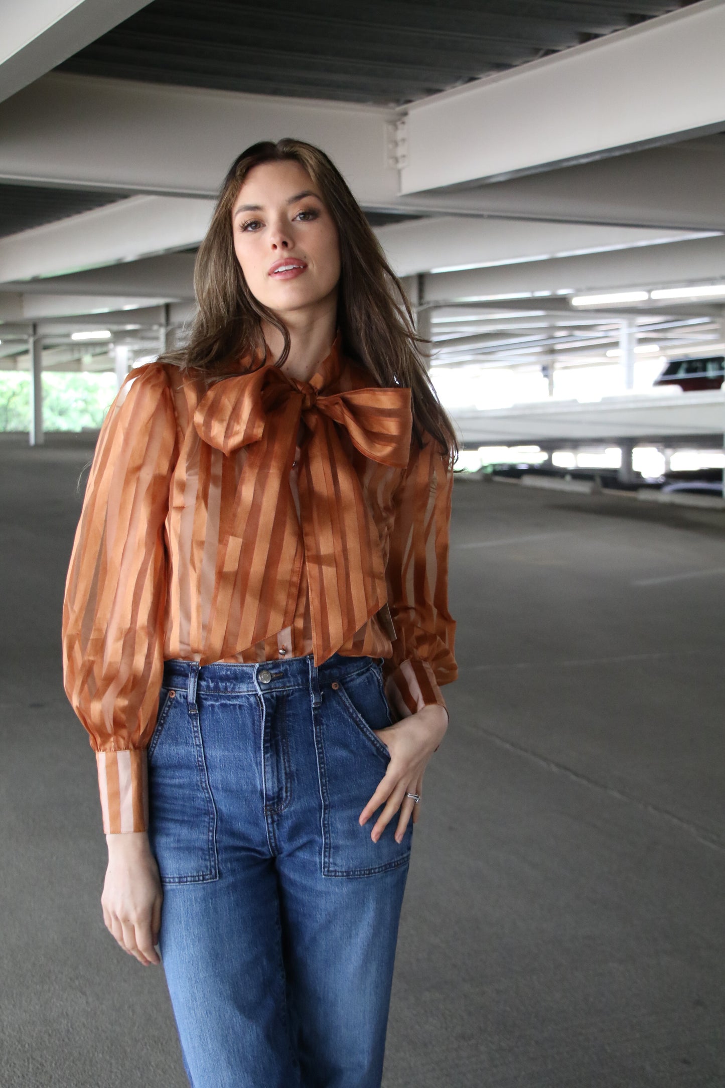 HH2712 RUST BOW BLOUSE