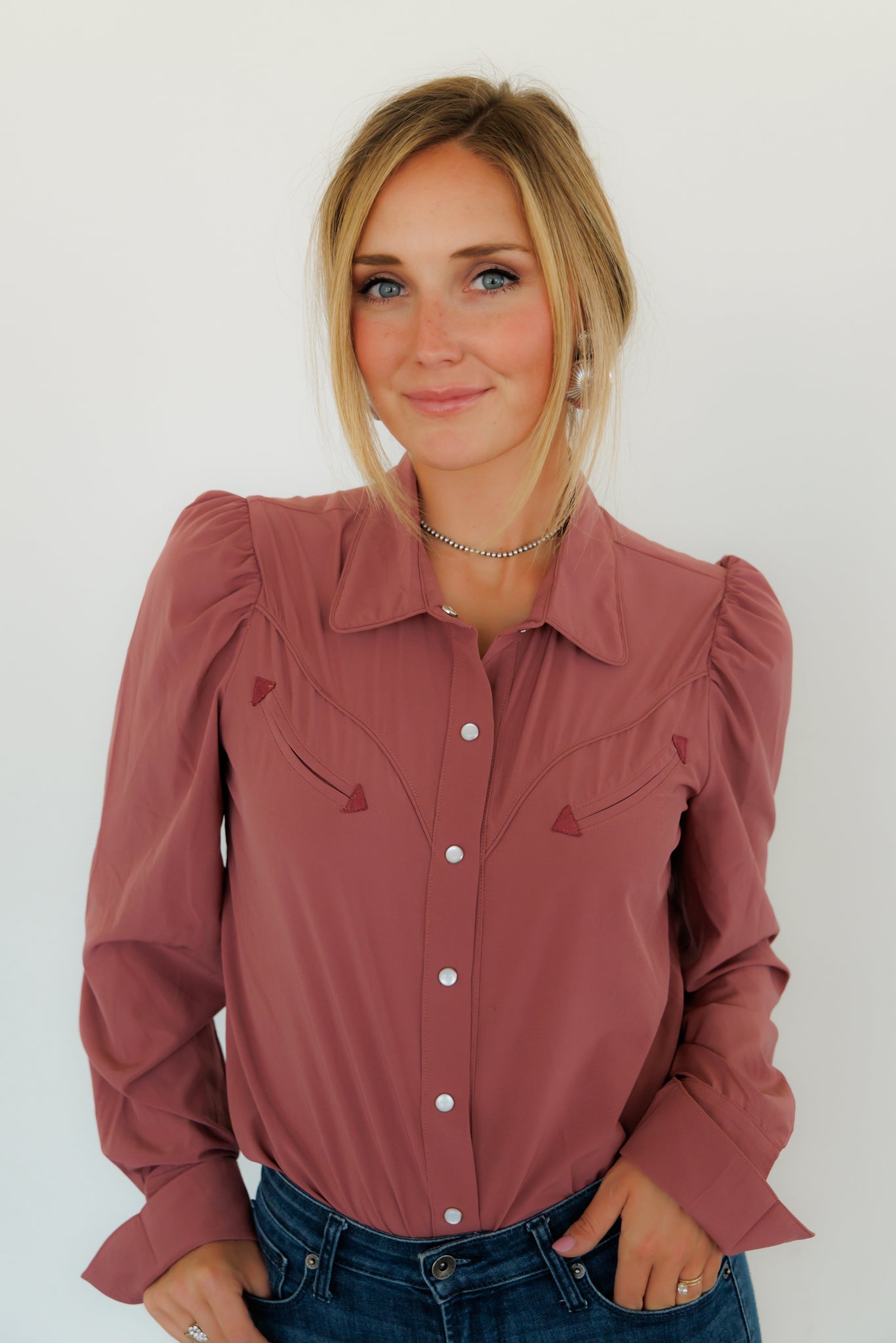 Pearl Snap, Performance Wine LS HH2710