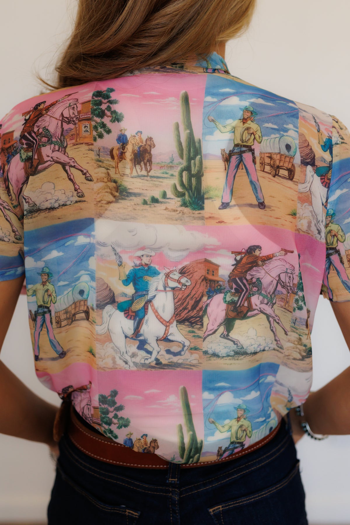 PINK OUT WEST SQUARE Tie Top HH2711