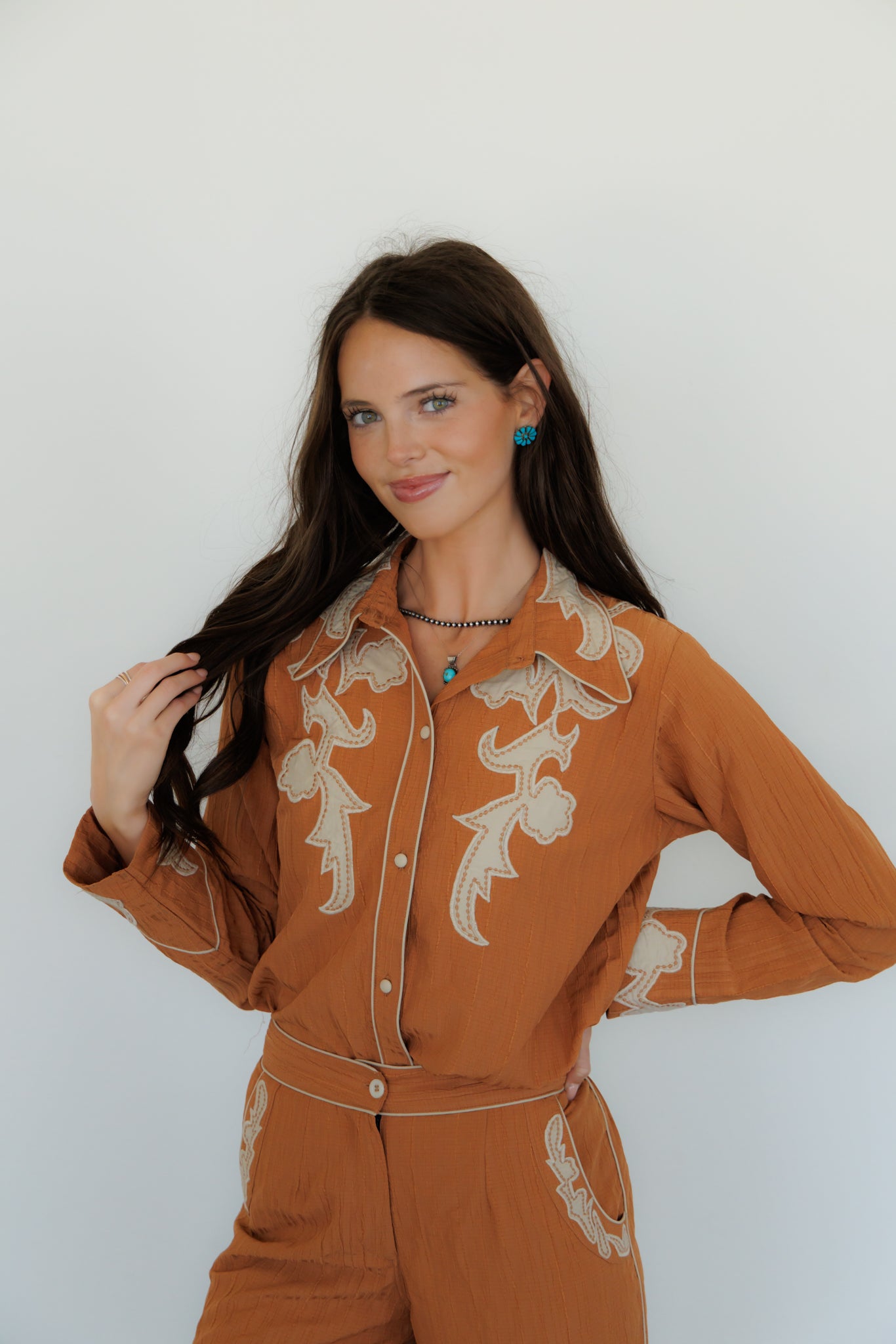 Top, Applique Apricot LS HH2535