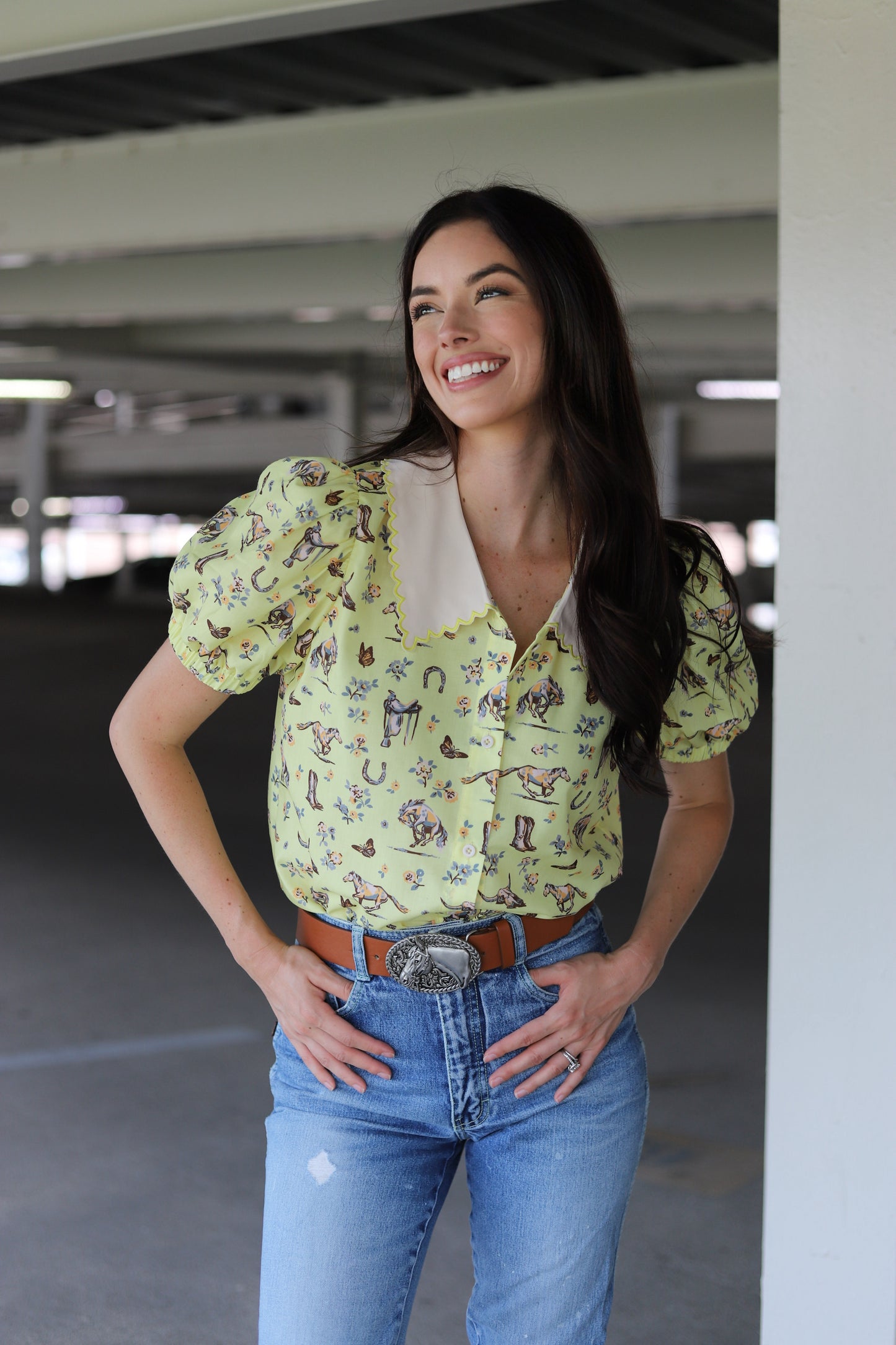 HH3024 LEMON BUTTERFLIES & HORSES COLLAR PUFF SHORT SLEEVE BLOUSE