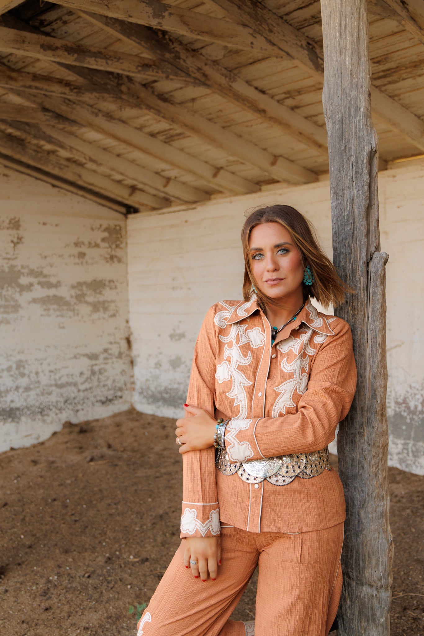 Top, Applique Apricot LS HH2535